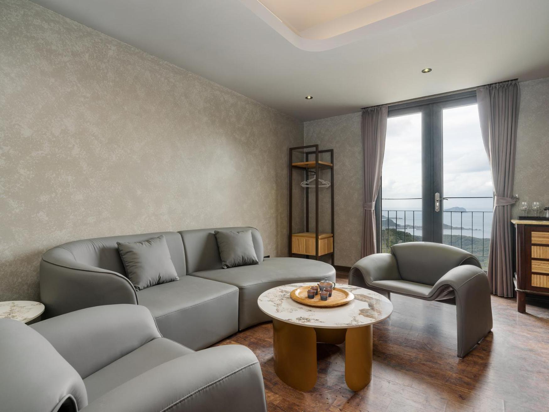 Daybreak Bed & Breakfast Джиуфен Екстериор снимка